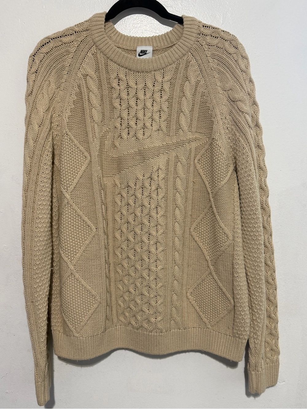 Nike Men's Cable Knit Crewneck Sweater Oatmeal Beige M Wool Blend - Picture 2 of 11